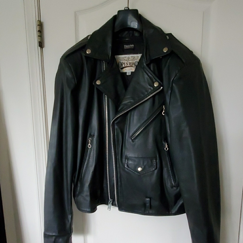 Mens leather motorcycle jacket- Size 42r